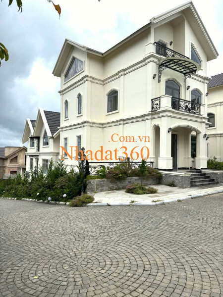 Cho thuê villa 10 phòng căn góc Măng Lin phường Langbiang giá 25 triệu tại Đà Lạt Lâm Đồng
